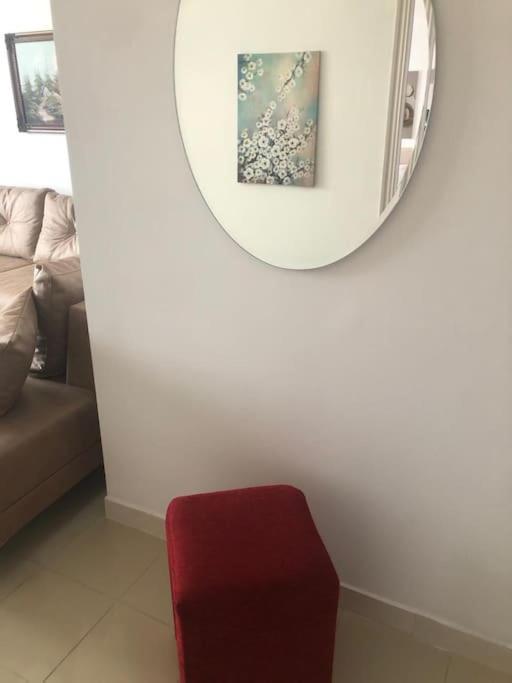 Cozy 1-bedroom Flat, Beachside Appartement