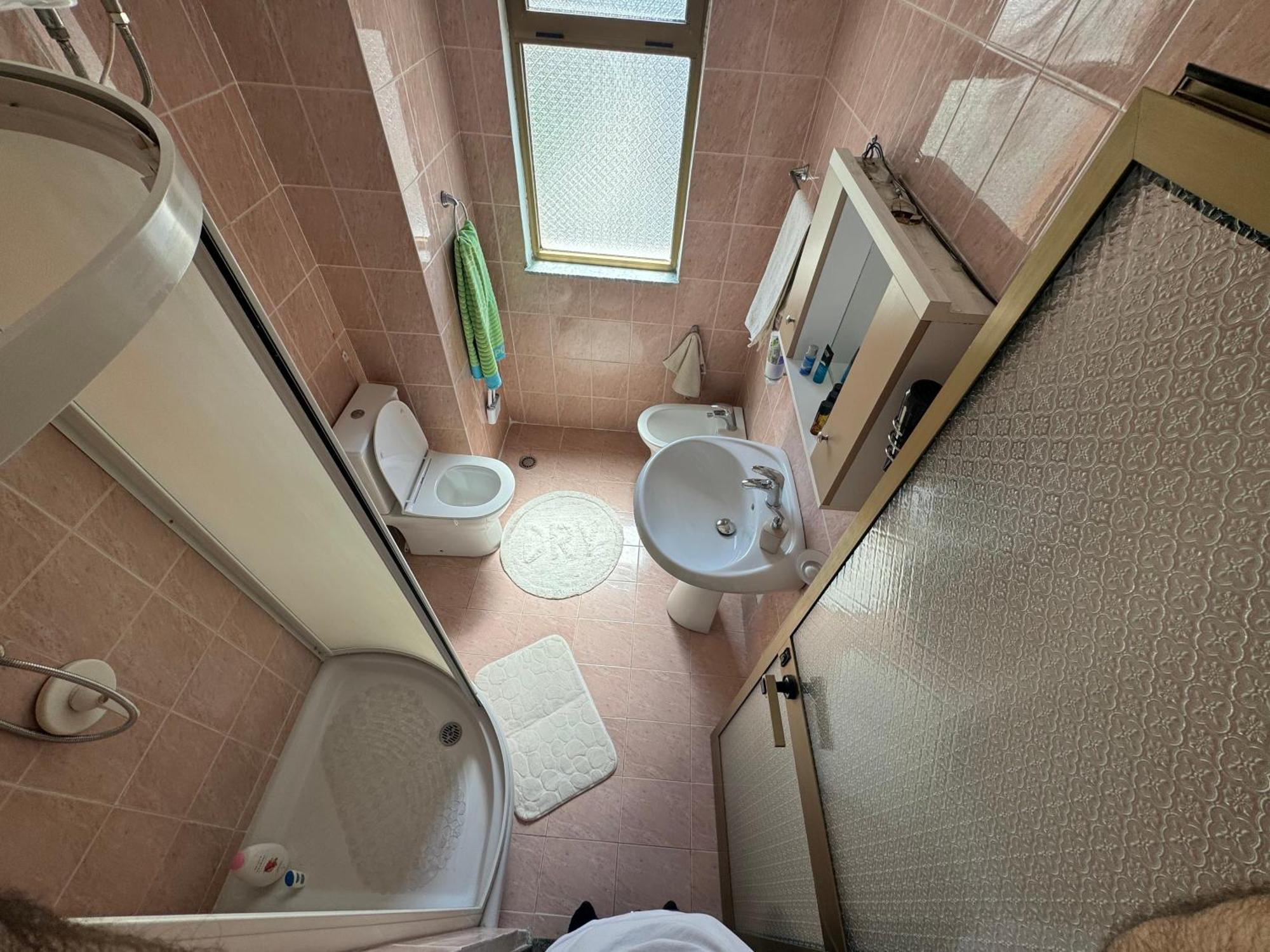 Cozy 1-bedroom Flat, Beachside * Durrës